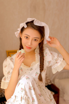 尤妮